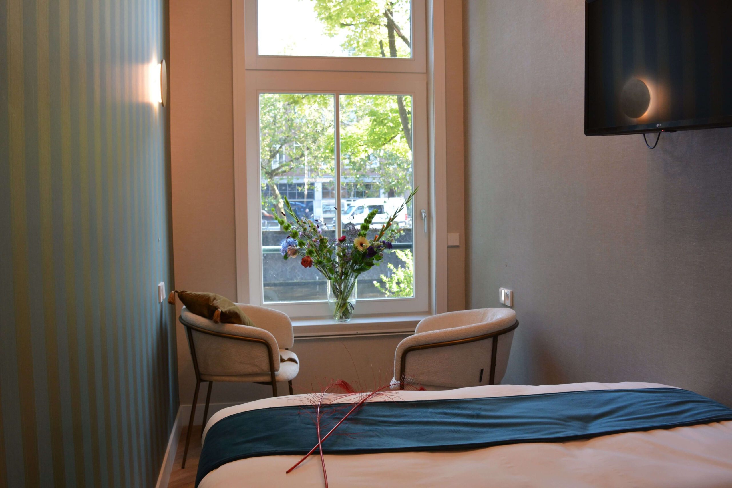 imgi_3_DSC_2368 Cropped